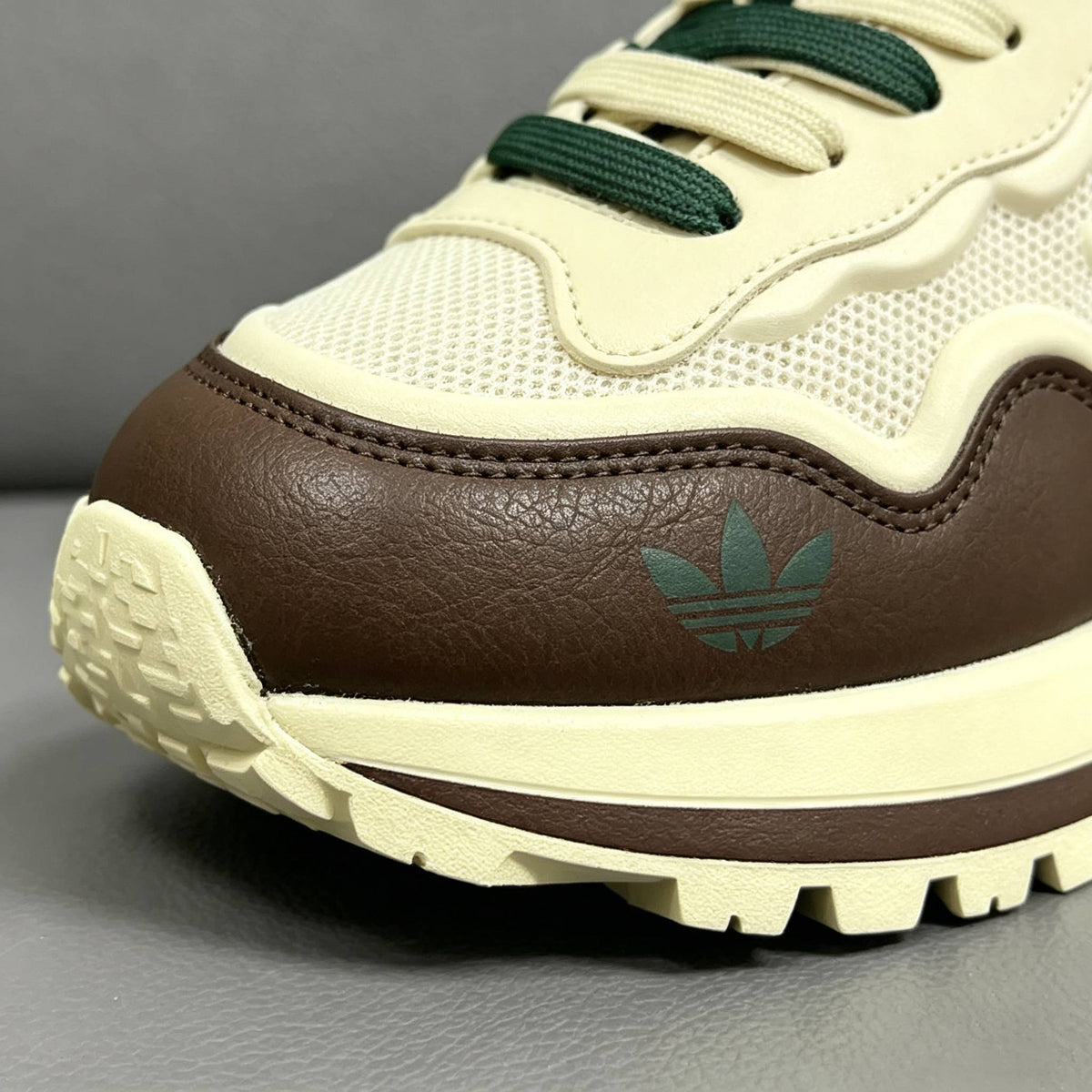 Zadnjih 50 pari čarapa🎁 Adidas Originals niske tenisice 2026